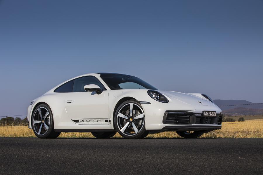  Porsche 911 Carrera (992) 2020 года  (AU) (фото 8 из 40)